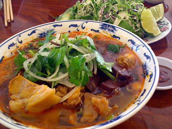 How To Pronounce Bun Bo Hue Vietnamese